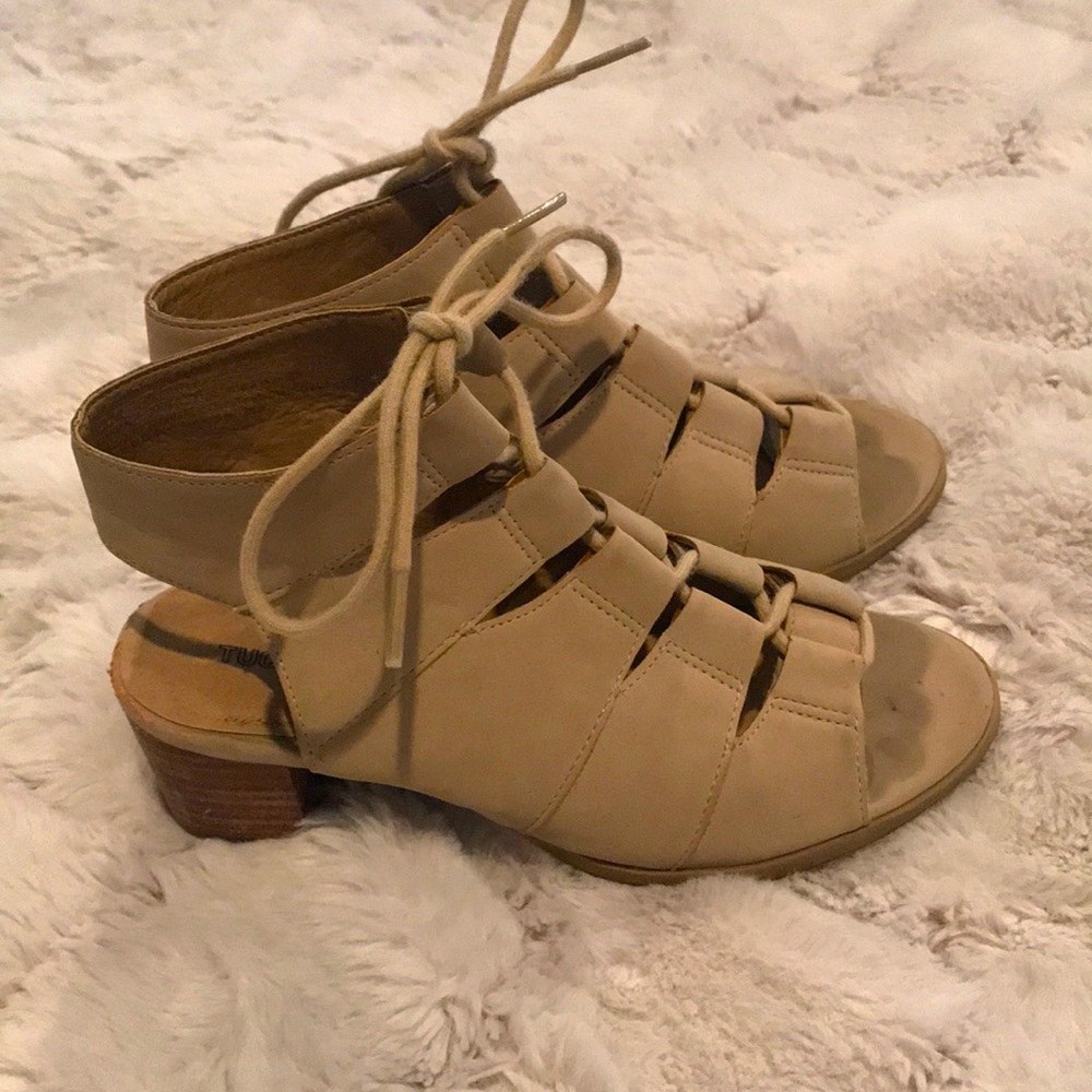 Girls fashion heels